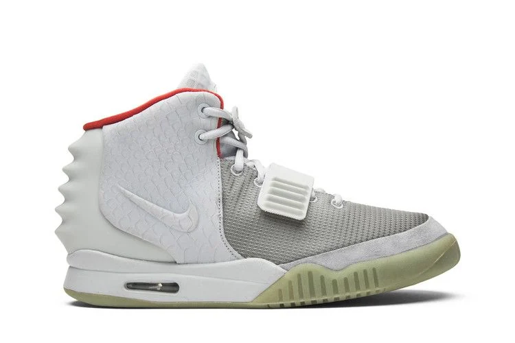 Nike Air Yeezy 2 Pure Platinum Wolf Grey sneaker, foto 2