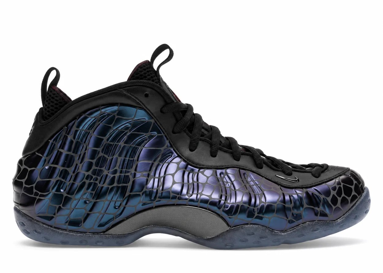 Nike Air Foamposite One Prm "Tekken" Armory Navy / Mtlc Dark Grey sneaker