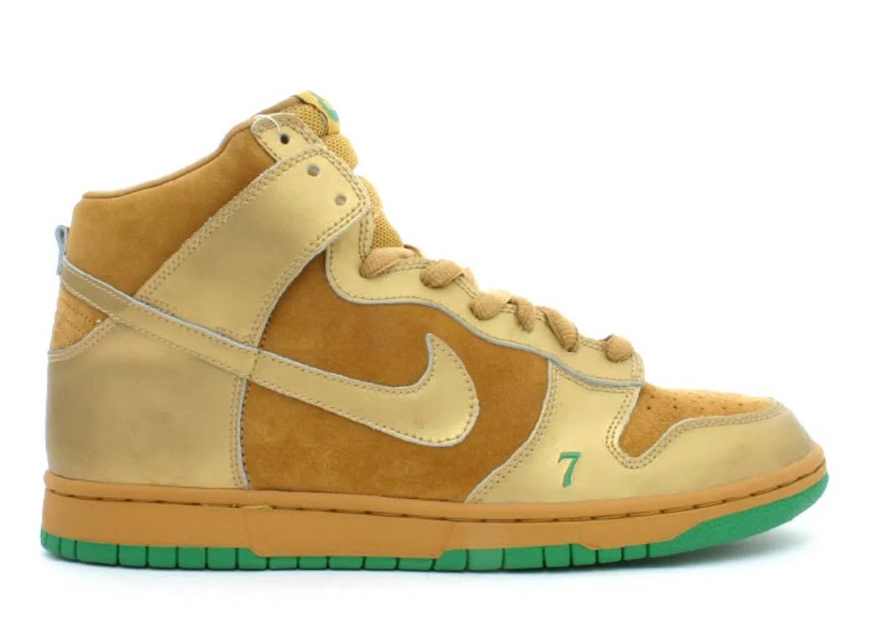 Nike Dunk High Pro Sb "Lucky" Wheat / Metallic Gold sneaker