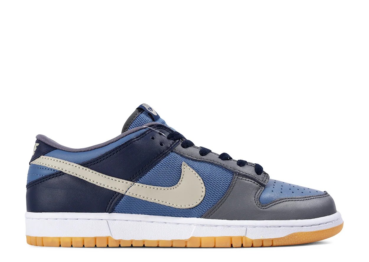 Nike Dunk Low 'Thunderstorm' (2003) Sandstorm / Light Stone-Soft Grey sneaker