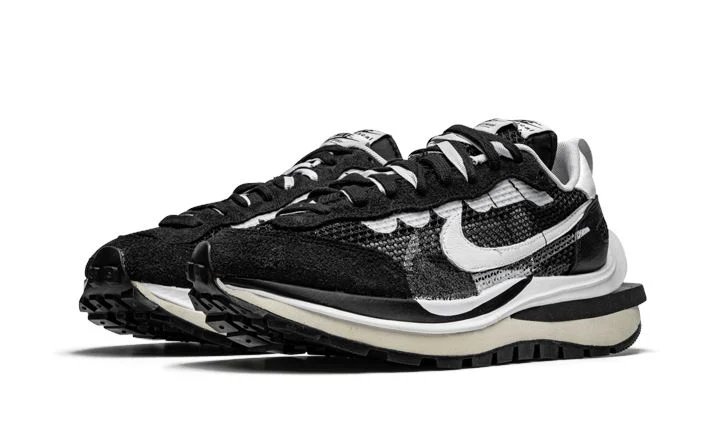 Nike Vaporwaffle Sacai Black White Summit White-Pure Platinum sneaker, foto 2